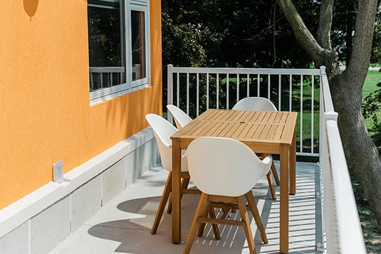 Room 28: Life's A Beach