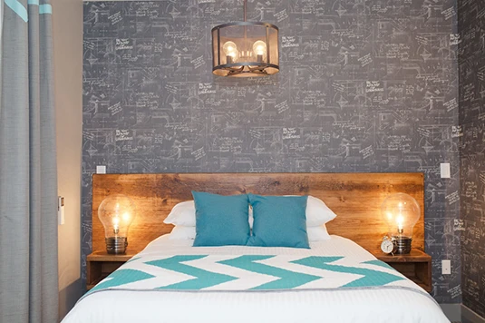 Room 6: E=MC Squared, queen bed