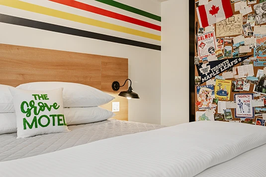 Room 2: The Great White North, fluffy linens